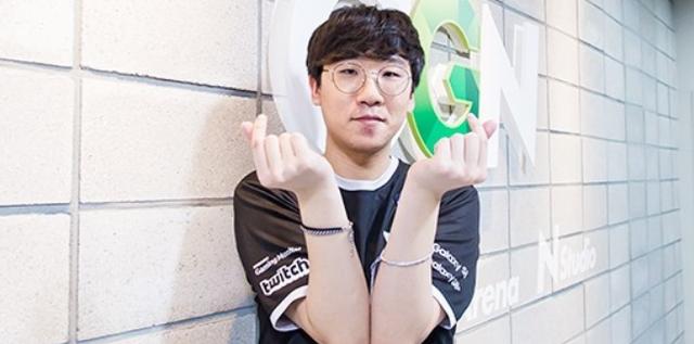 和期待决不 和期待决不